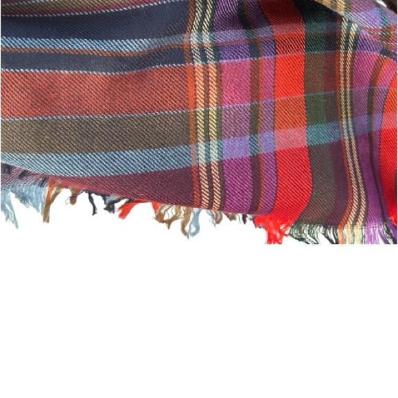 John Hanly & Co. LTD Pure Wool Made in Ireland Plaid Fringe Shawl | 54 X 54 - Picture 6 of 10